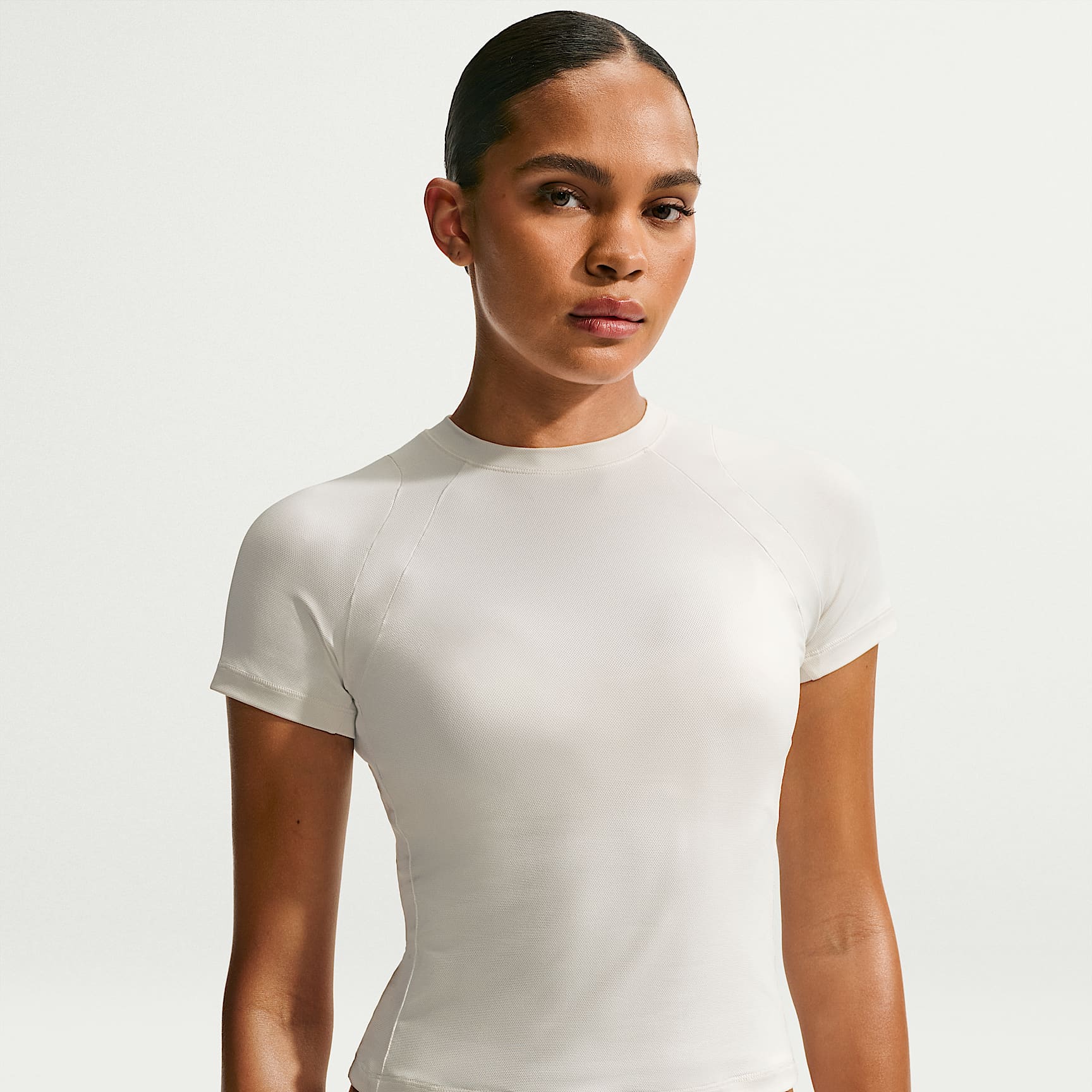 NIKE公式】NikeSKIMS Airy ウィメンズ ベビー Tシャツ.オンライン